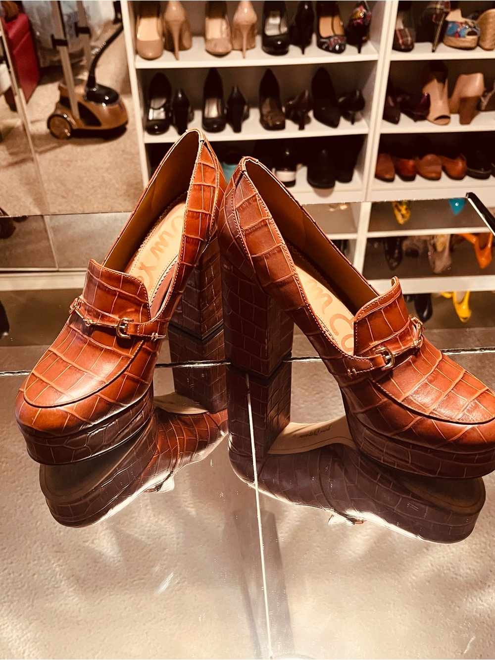Same Edelman high heel brow leather loafers size 10